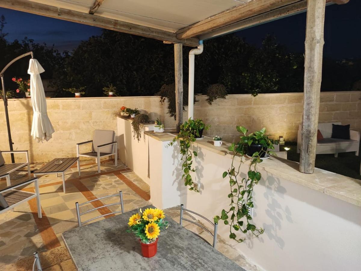 Villino Tronchetto Bianco Bed & Breakfast Mola di Bari Exterior photo