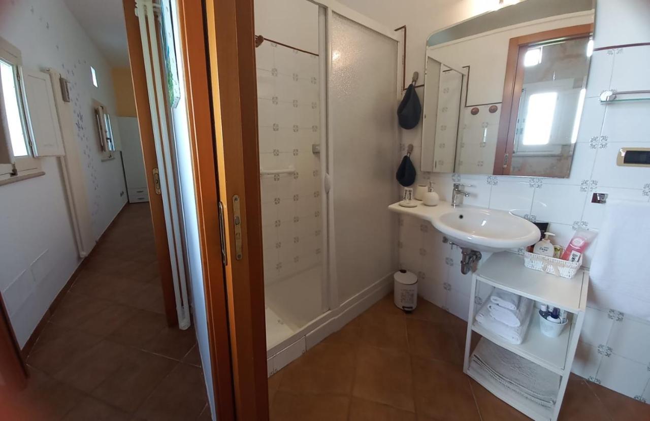 Villino Tronchetto Bianco Bed & Breakfast Mola di Bari Exterior photo