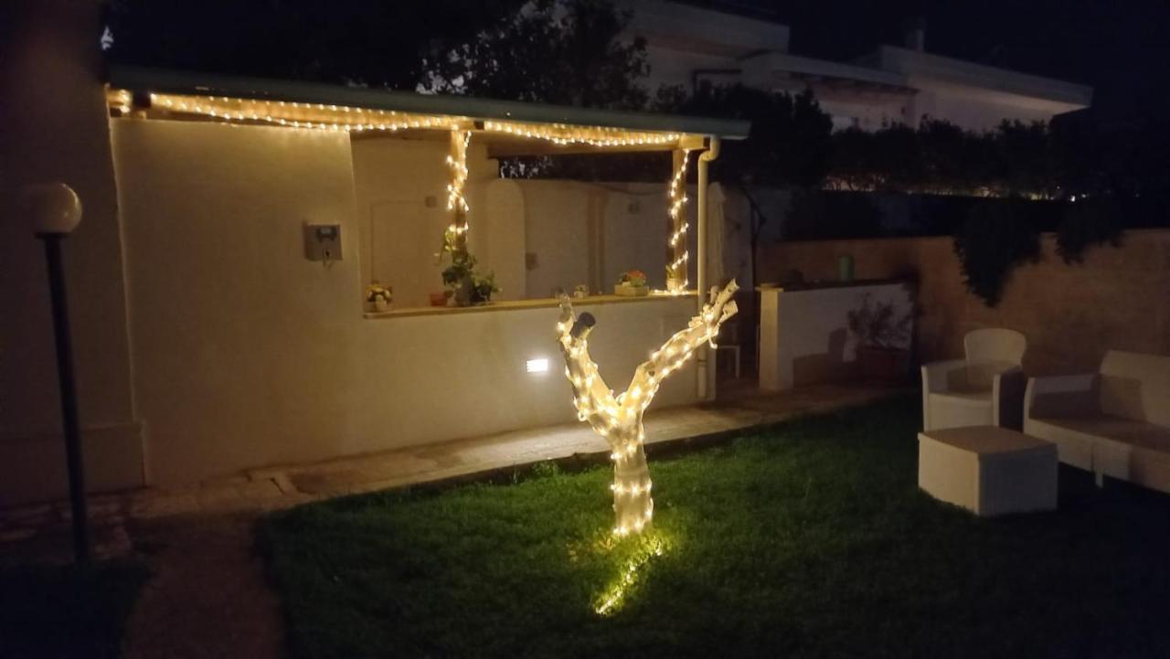 Villino Tronchetto Bianco Bed & Breakfast Mola di Bari Exterior photo