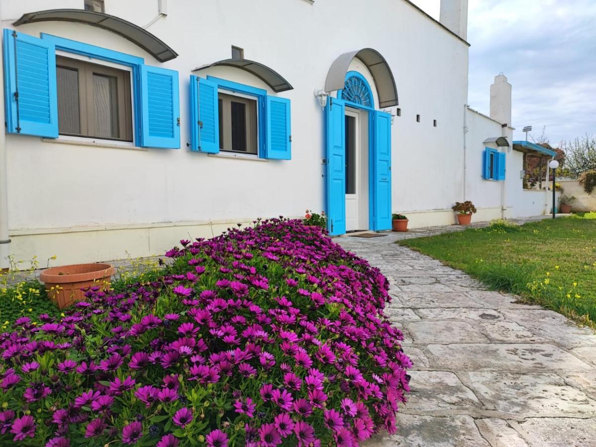 Villino Tronchetto Bianco Bed & Breakfast Mola di Bari Exterior photo